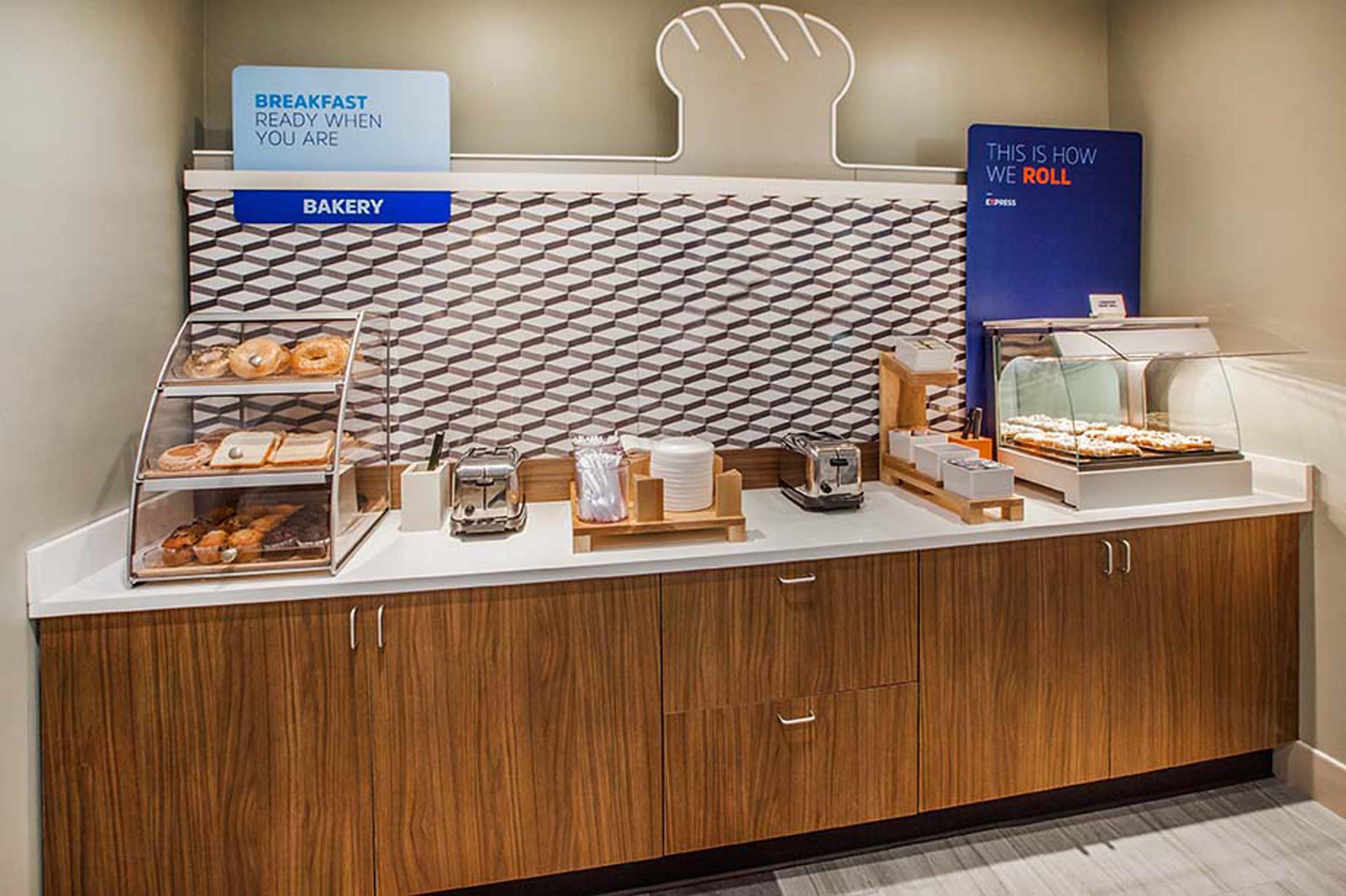 Holiday Inn Express & Suites Plano East - Richardson By Ihg מראה חיצוני תמונה